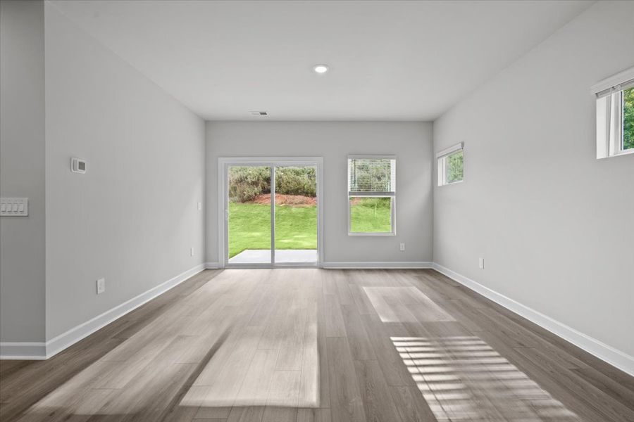 Spacious, unfurnished interior of a new home in Brayfield Manor - Heritage Collection, Wellford (Image 13).