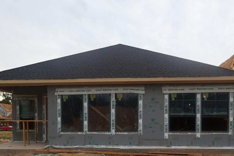 Let us show you how our advanced framing techniques have stood the test of time and allow more insulation for a quieter and more energy-efficient home.