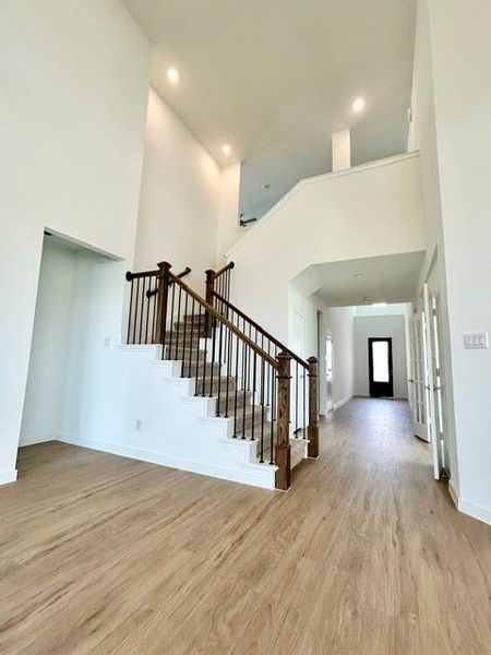 Spacious, unfurnished interior of a new home in Legacy Hills, Celina (Image 3).