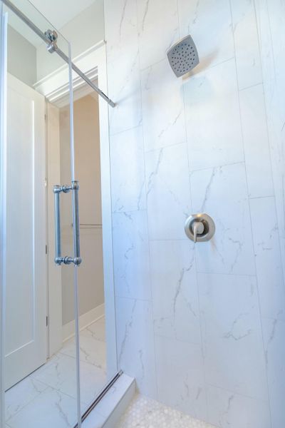 Spacious, unfurnished interior of a new home in , Summerton (Image 18).