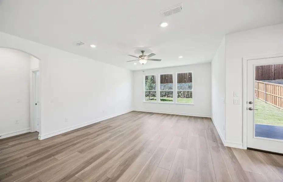 Bright and inviting gathering room perfect for entertaining Bright and inviting gathering room perfect for entertaining