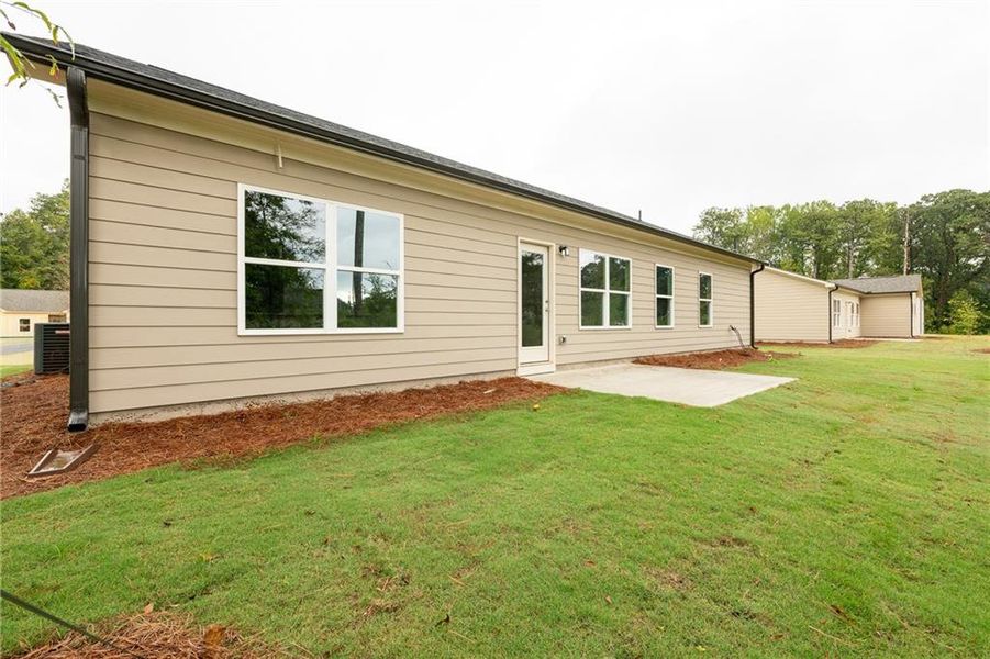 Exterior details and patio area of a home in , Lawrenceville (Image 15).