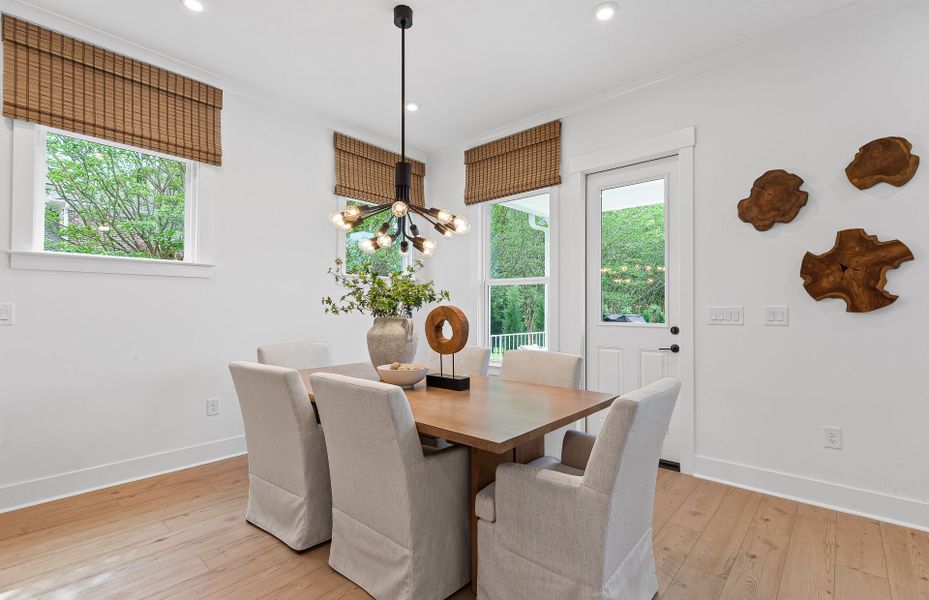 Representative furnished interior of a home built from the Fieldcrest by Pulte Homes in Ashworth Estates, Powder Springs (Image 14).