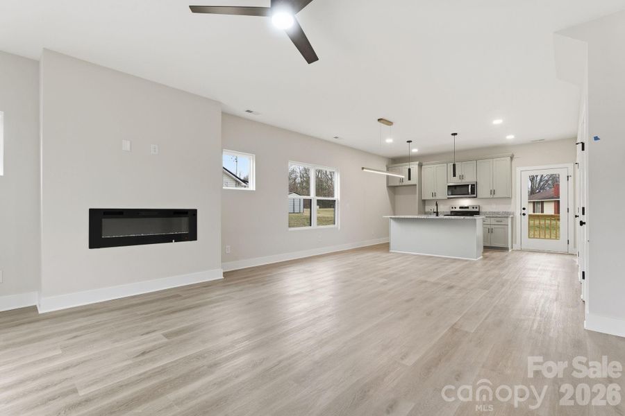 Spacious, unfurnished interior of a new home in , Kannapolis (Image 22).