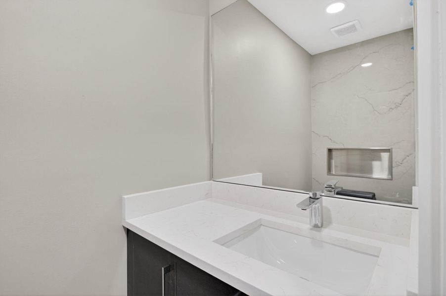 48-web-or-mls-P1171178