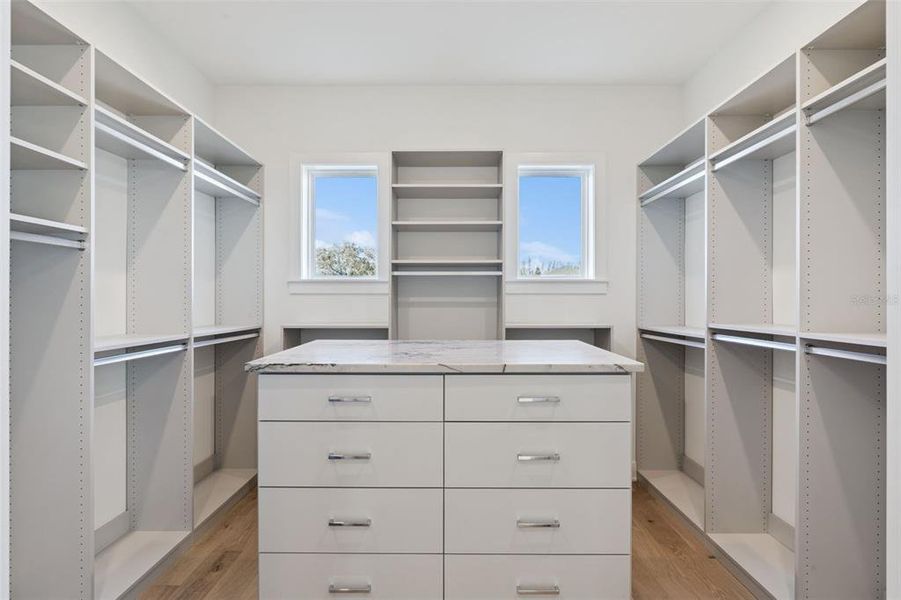 Furnished interior view inside a new home in , Orlando (Image 35).