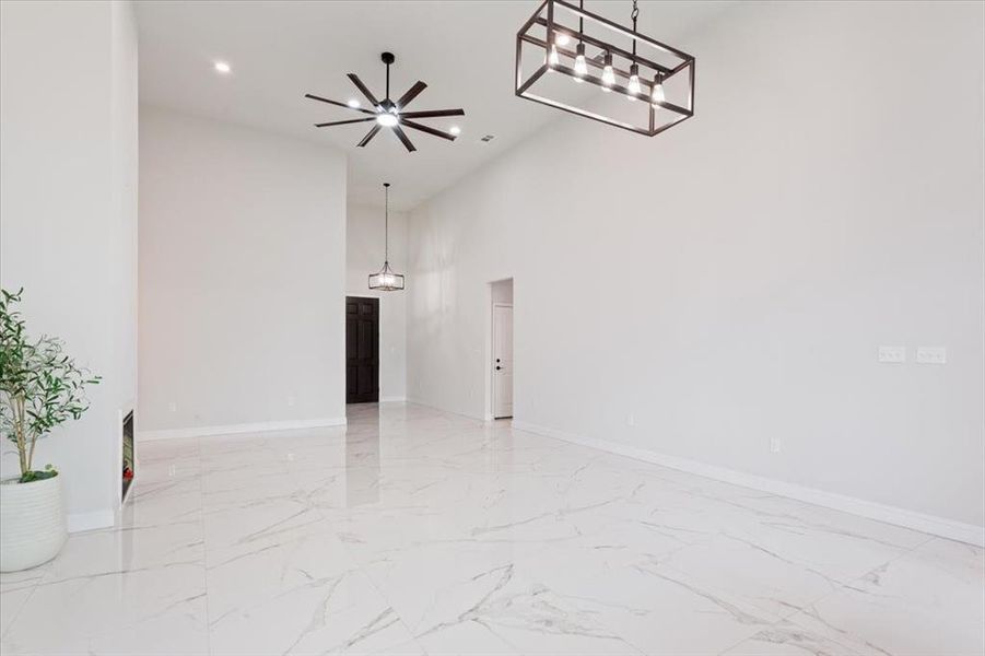 Spacious, unfurnished interior of a new home in , Hewitt (Image 22).