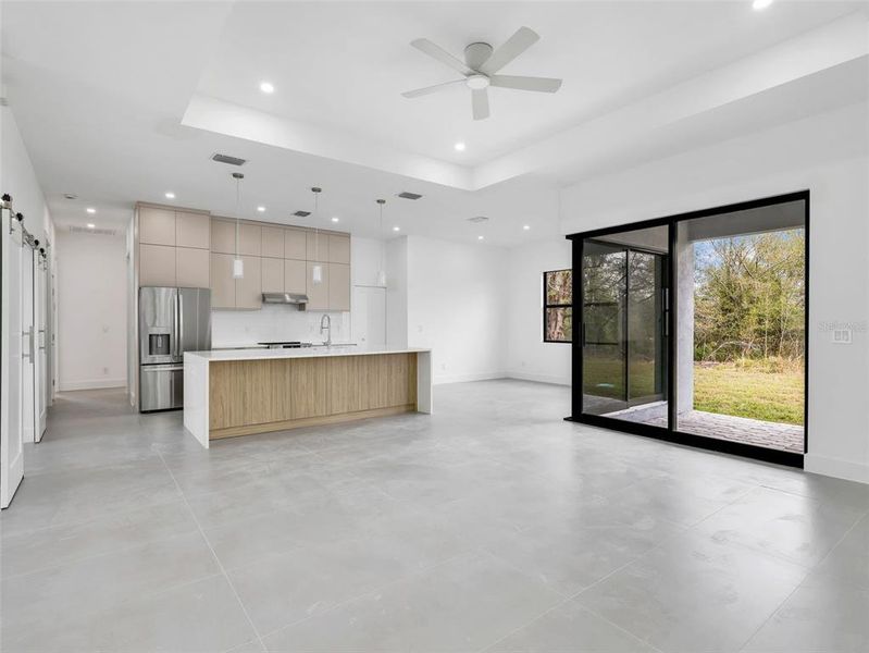 Spacious, unfurnished interior of a new home in , Port Charlotte (Image 41).