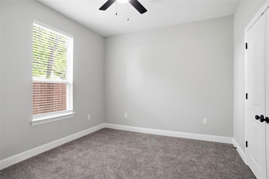 Spacious, unfurnished interior of a new home in , Alvarado (Image 12).