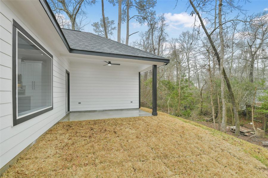 Exterior details and patio area of a home in , Willis (Image 27).