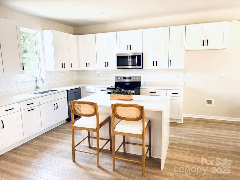 Furnished interior view inside a new home in , Gastonia (Image 8).
