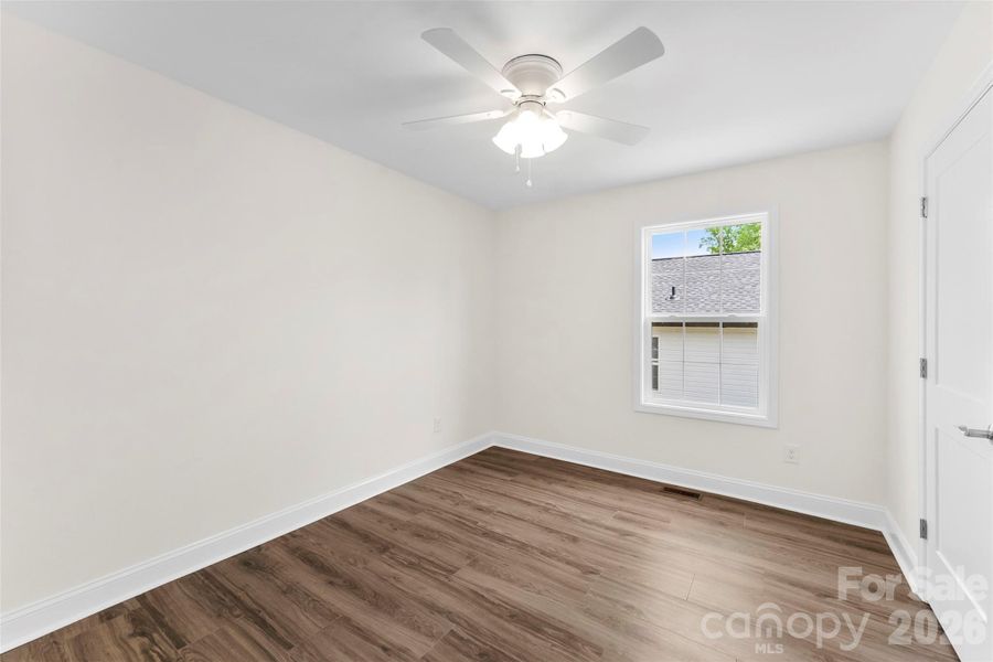 Spacious, unfurnished interior of a new home in , Bessemer City (Image 9).
