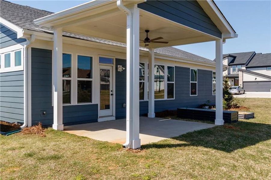 Exterior details and patio area of a home in Sweetbay Farm, Lawrenceville (Image 3).
