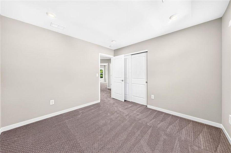 Spacious, unfurnished interior of a new home in The Reserve At Liberty Park, Braselton (Image 25).