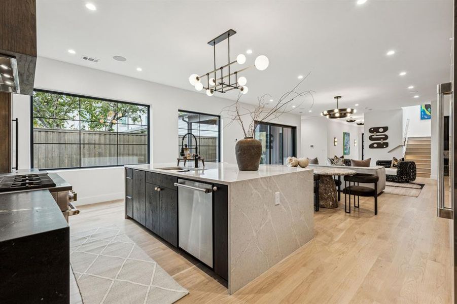 Furnished interior view inside a new home in , Dallas (Image 19). Furnished interior view inside a new home in , Dallas (Image 19).