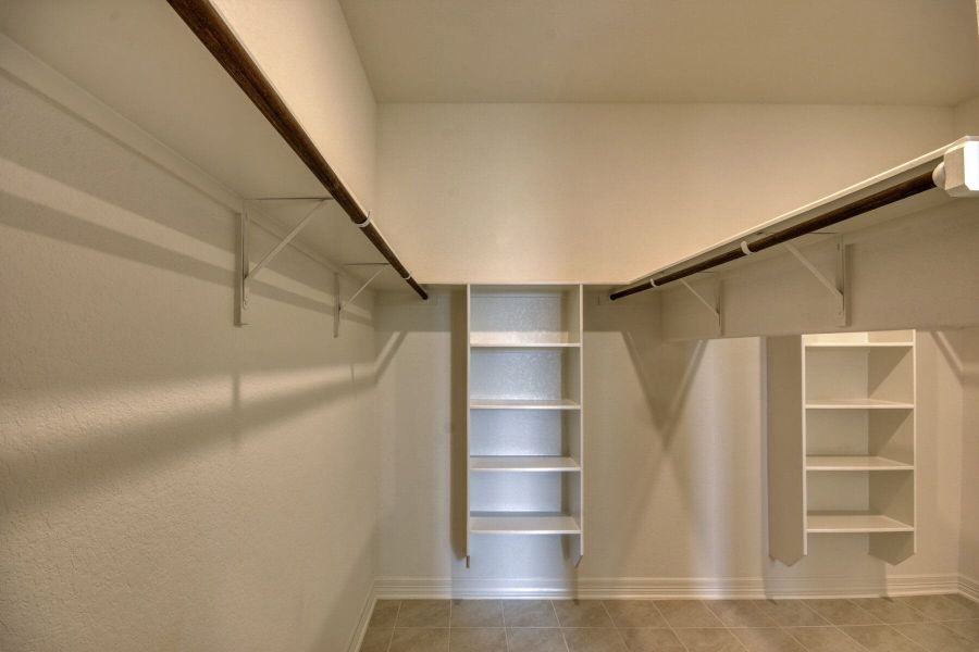 Spacious, unfurnished interior of a new home in El Sonido at Campanas, San Antonio (Image 29).