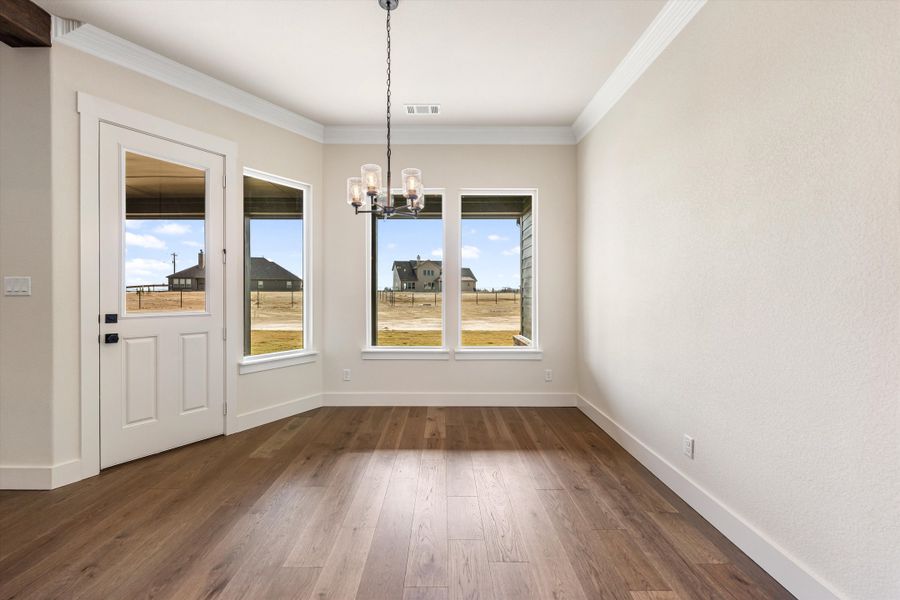 Spacious, unfurnished interior of a new home in Eagle Ridge Estates, Weatherford (Image 30).