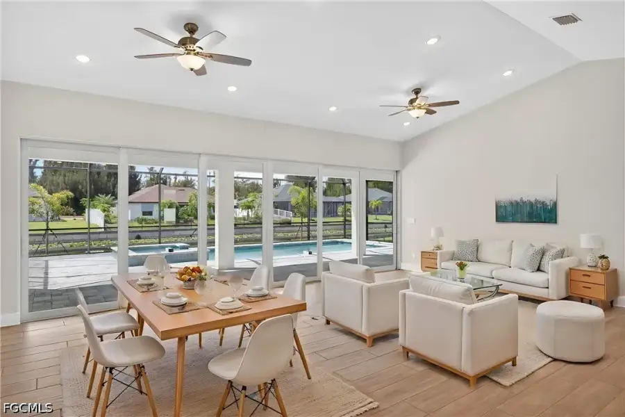 Furnished interior view inside a new home in Cape Coral, Cape Coral (Image 6).