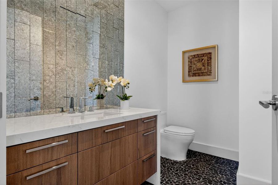 Furnished interior view inside a new home in , Longboat Key (Image 8).