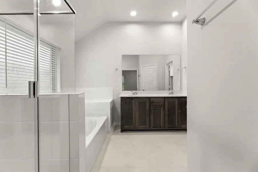 2609 Streamside-Primary Suite-3 2609 Streamside-Primary Suite-3