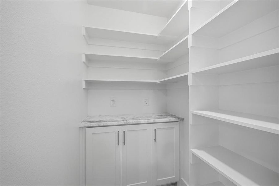 Image 22 of a home in .