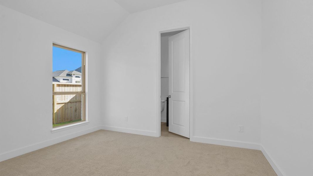 Spacious, unfurnished interior of a new home in Sienna 50', Missouri City (Image 3). Spacious, unfurnished interior of a new home in Sienna 50', Missouri City (Image 3).