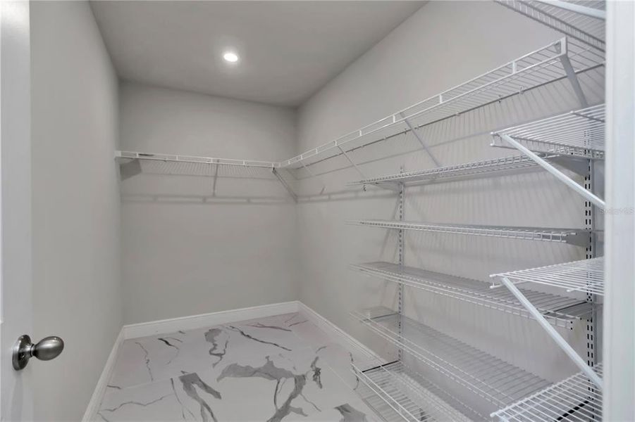 Spacious, unfurnished interior of a new home in Diamond Ridge, Belleview (Image 15).