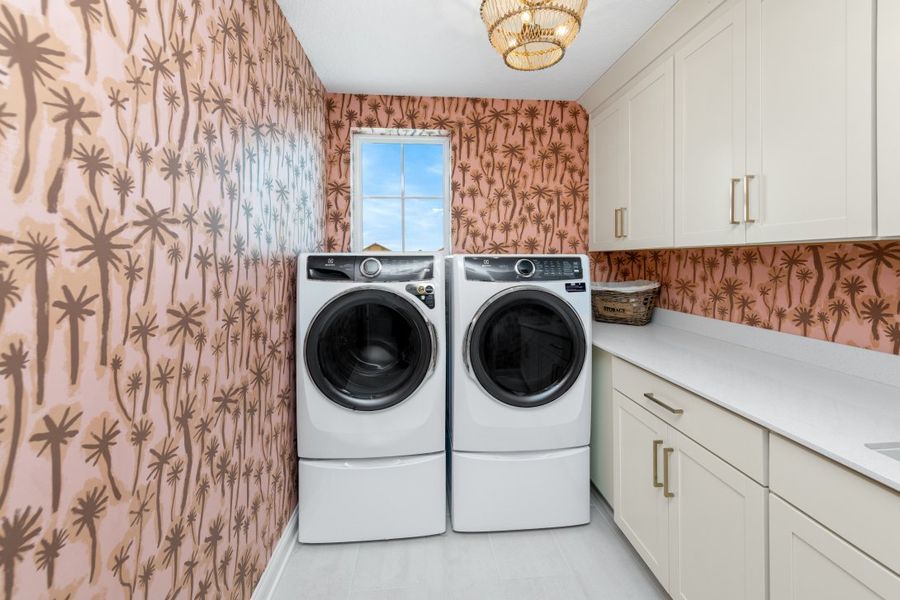 Representative interior finishes for a home built from the Miramar by Riverside Homes in Mariposa at EverRange, Jacksonville (Image 23).