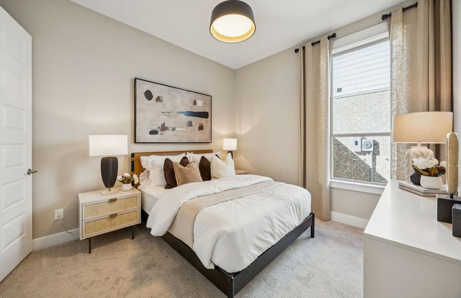 Representative furnished interior of a home built from the Gillett by Pulte Homes in Ryehill, Rosenberg (Image 42).