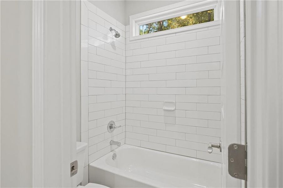 Furnished interior view inside a new home in Chattahoochee Reserve, Cumming (Image 13). Furnished interior view inside a new home in Chattahoochee Reserve, Cumming (Image 13).