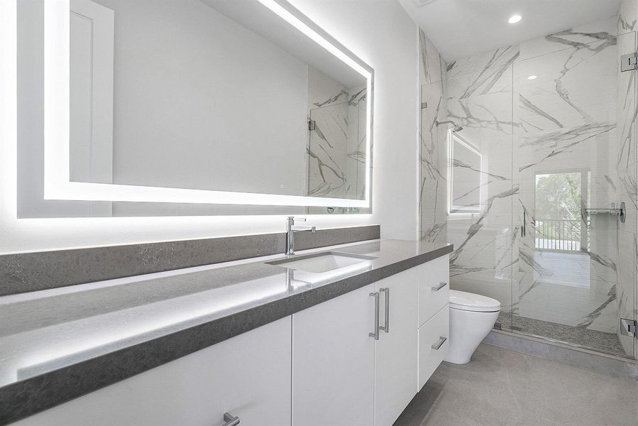 Ensuite Bath 1 Ensuite Bath 1