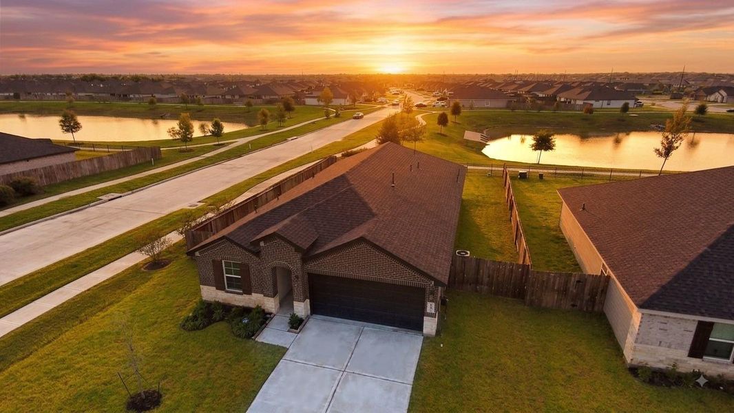 Front exterior of a new home in , Rosharon, TX, highlighting curb appeal (Image 1). Front exterior of a new home in , Rosharon, TX, highlighting curb appeal (Image 1).