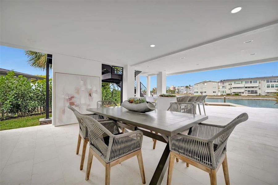 Image 68 of a home in .