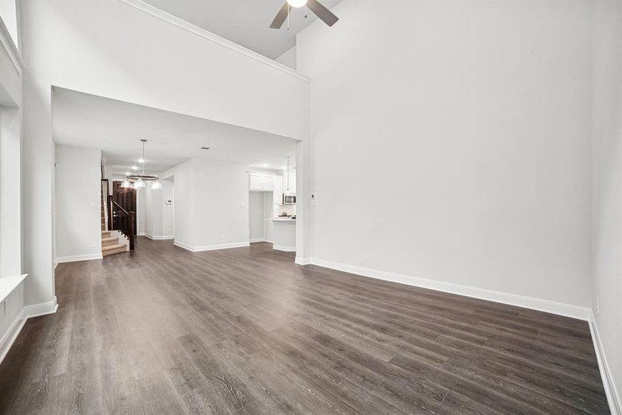 Spacious, unfurnished interior of a new home in Creekshaw – Gardens, Royse City (Image 20). Spacious, unfurnished interior of a new home in Creekshaw – Gardens, Royse City (Image 20).