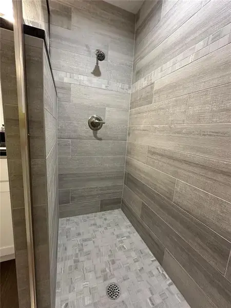 Close-up of interior finishes inside a home in , Ocala (Image 6).