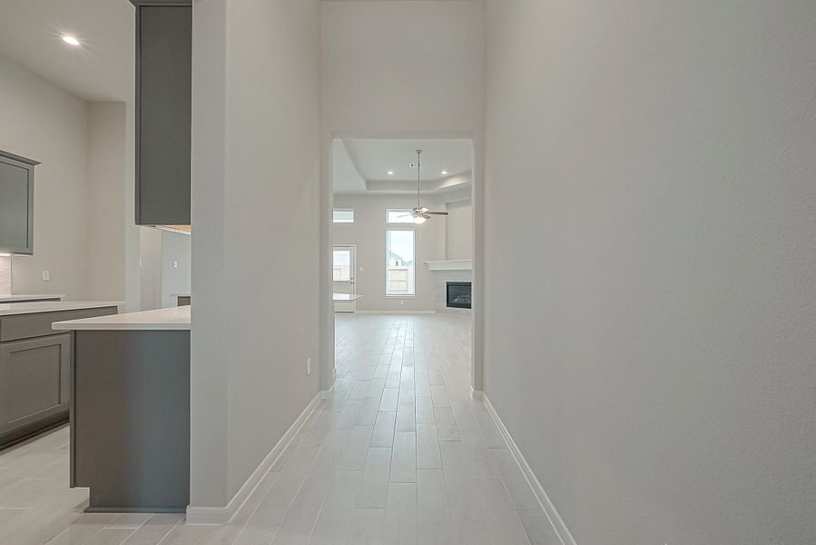 Representative unfurnished interior of a home built from the Floor Plan 1830 by Colina Homes in Grand Magnolia, Magnolia (Image 22). Representative unfurnished interior of a home built from the Floor Plan 1830 by Colina Homes in Grand Magnolia, Magnolia (Image 22).