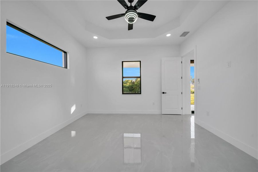 Spacious, unfurnished interior of a new home in , Lehigh Acres (Image 19). Spacious, unfurnished interior of a new home in , Lehigh Acres (Image 19).
