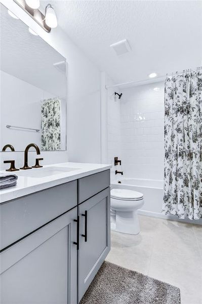 Furnished interior view inside a new home in , Sanford (Image 14).