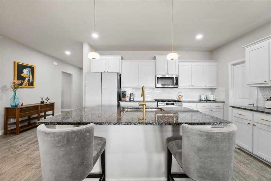 Furnished interior view inside a new home in , Cedar Hill (Image 24).