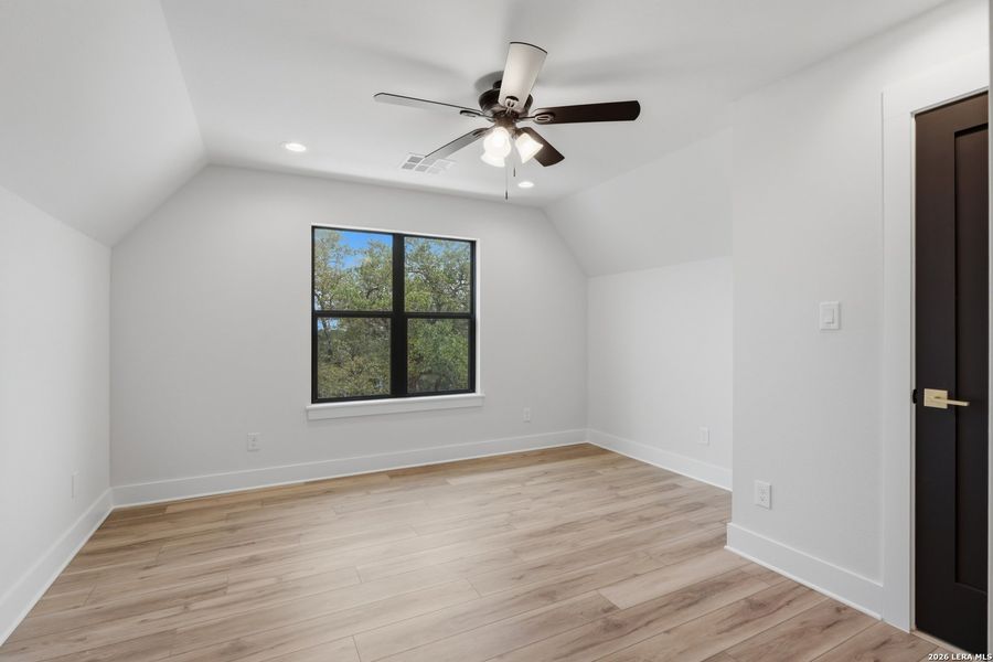 Spacious, unfurnished interior of a new home in , Spring Branch (Image 27).