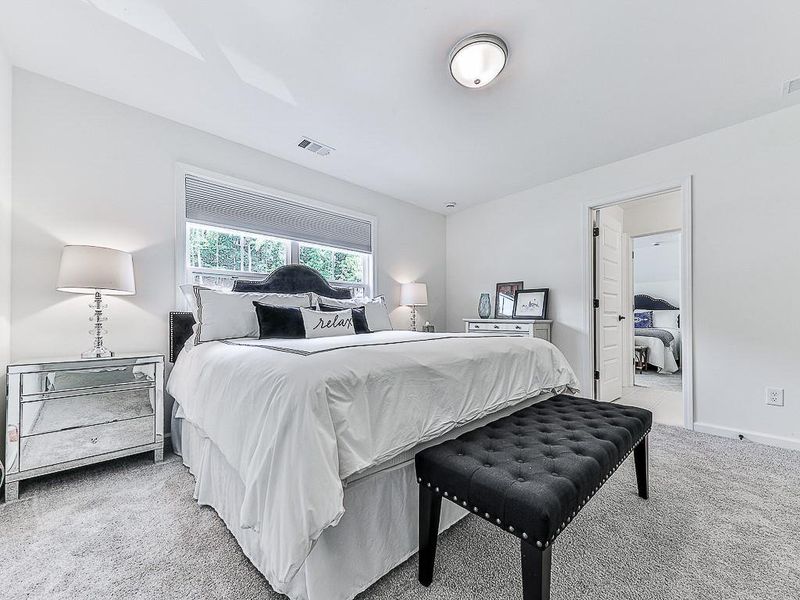 Furnished interior view inside a new home in , Waleska (Image 17).