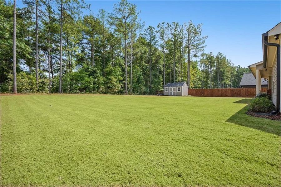 Exterior details and patio area of a home in , Rockmart (Image 39).