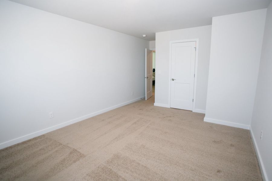 4br New Home in Covington, GA.  - Slide 47