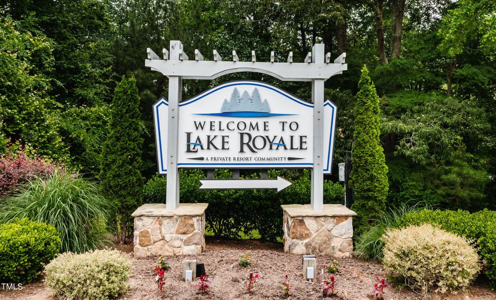 Lake Royale Amentities-7556