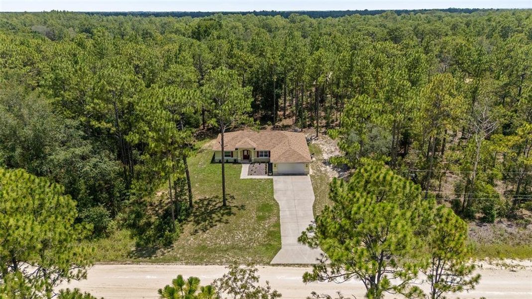 Image 37 of a home in Rainbow Springs.