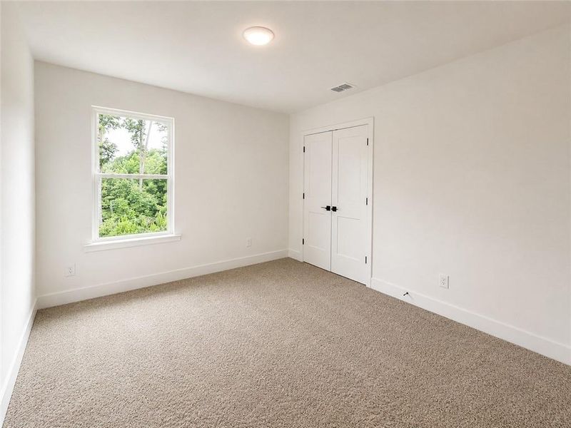 Spacious, unfurnished interior of a new home in Thunder Ridge, Dawsonville (Image 15). Spacious, unfurnished interior of a new home in Thunder Ridge, Dawsonville (Image 15).