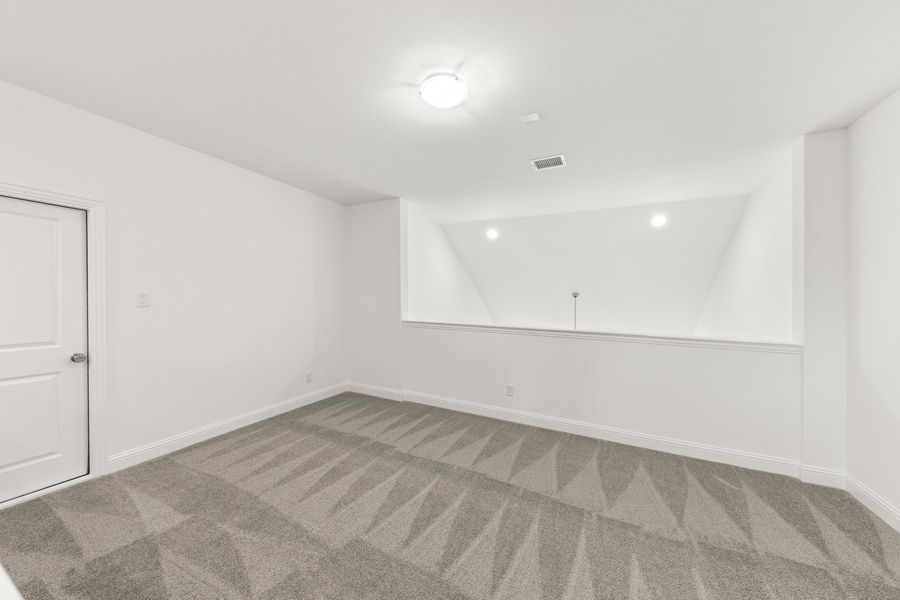 Spacious, unfurnished interior of a new home in Walden Pond, Forney (Image 25).