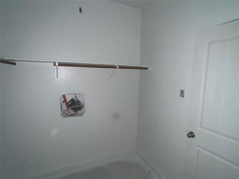 Image 14 of a home in Laurel Landing.