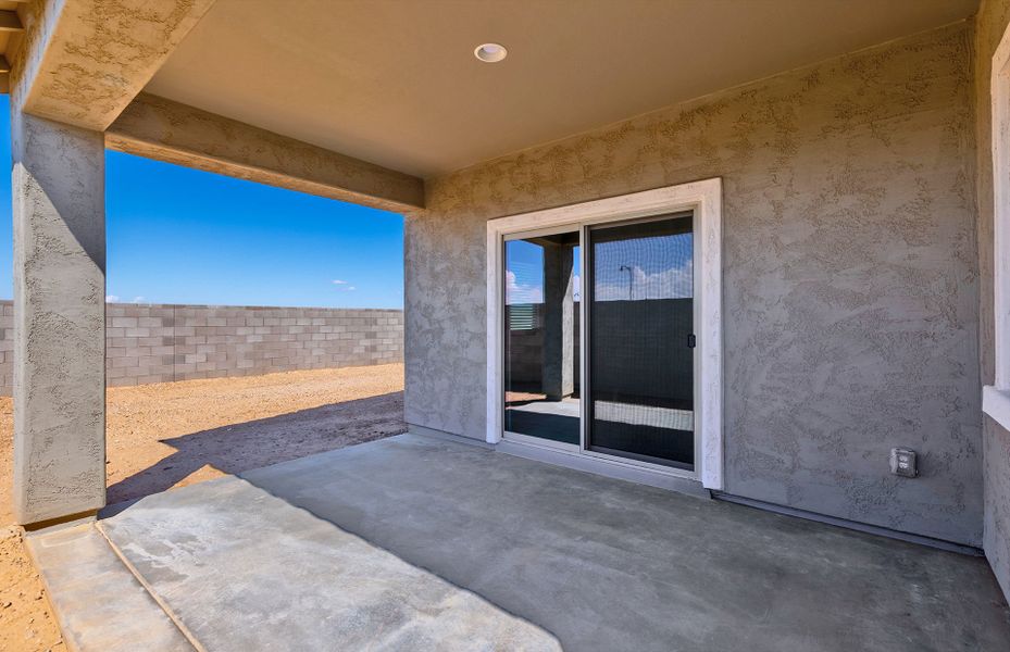 Exterior details and patio area of a home in El Rancho Santa Rosa, Maricopa (Image 25).