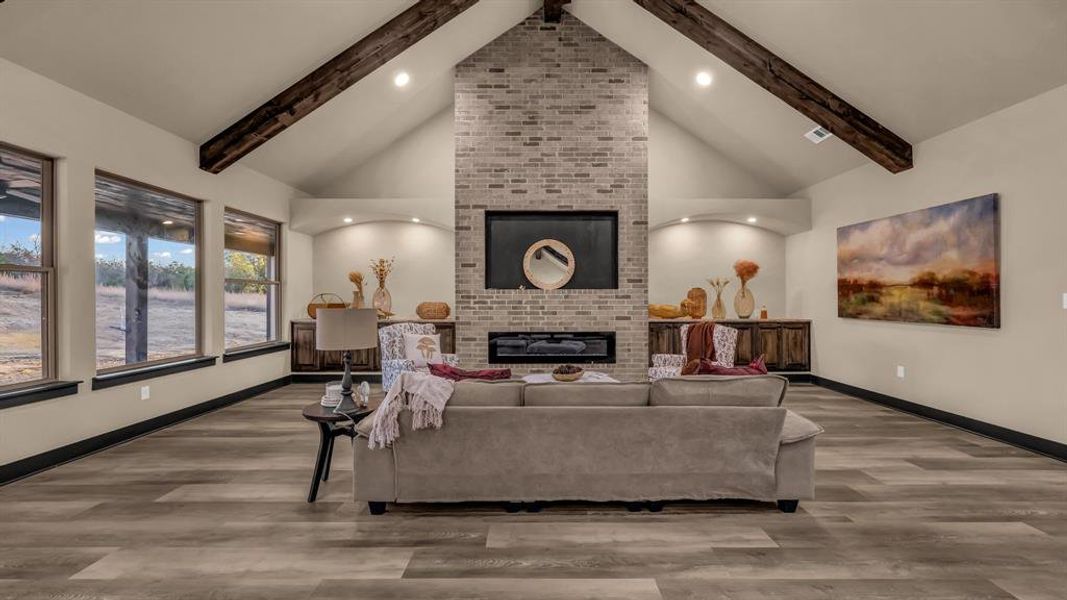 Furnished interior view inside a new home in Saddle Crest Estates, Weatherford (Image 8).